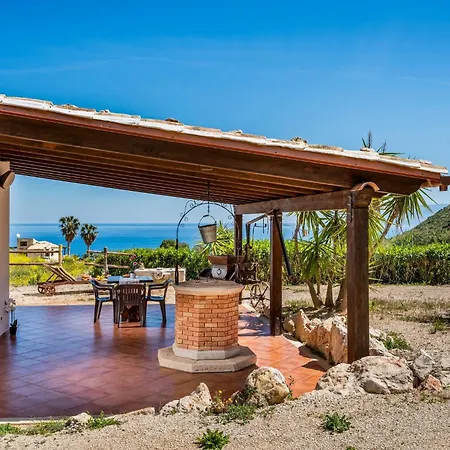 Holiday home Elena Vicino La Riserva Naturale Dello Zingaro